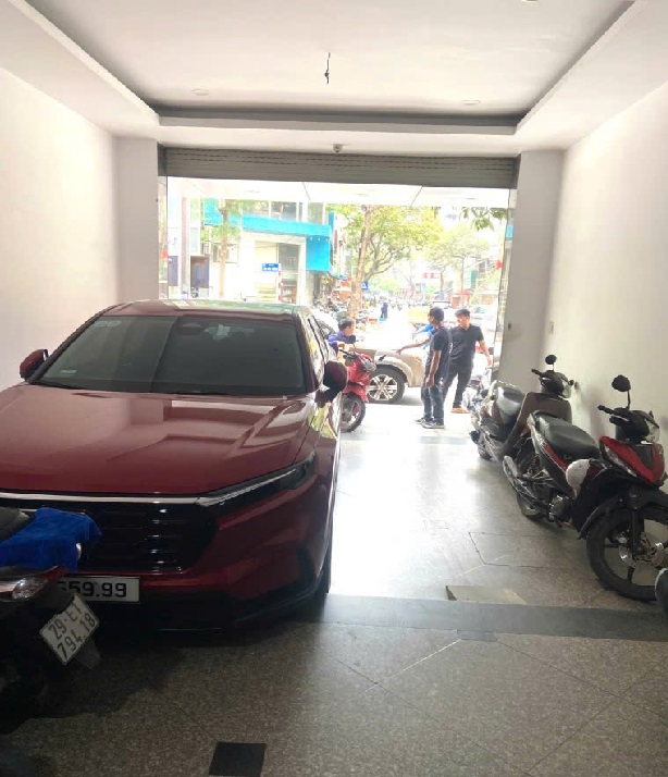 Bán mặt phố Trần Đại Nghĩa - Hai Bà Trưng DT 81m2, Vị trí đắc địa | Kinh Doanh sầm uất. Chỉ hơn 25 tỷ